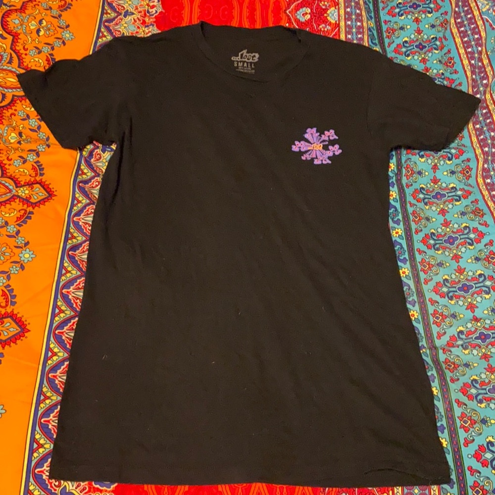 Lost Tee